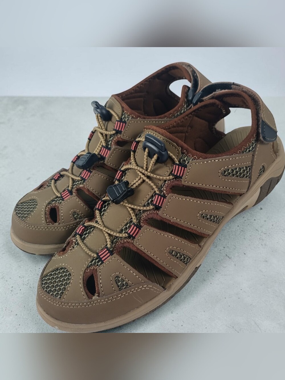 Eddie Bauer Blakely Women's Size 7 Closed Toe Hiking Water Shoes Brown Leather - Picture 1 of 11
